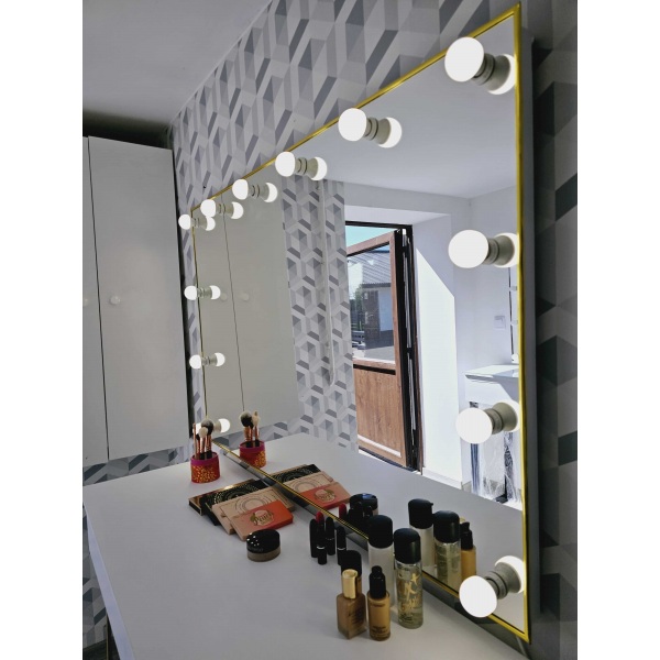 Veidrodžiai grožio salonams Veidrodžiai grožio salonams